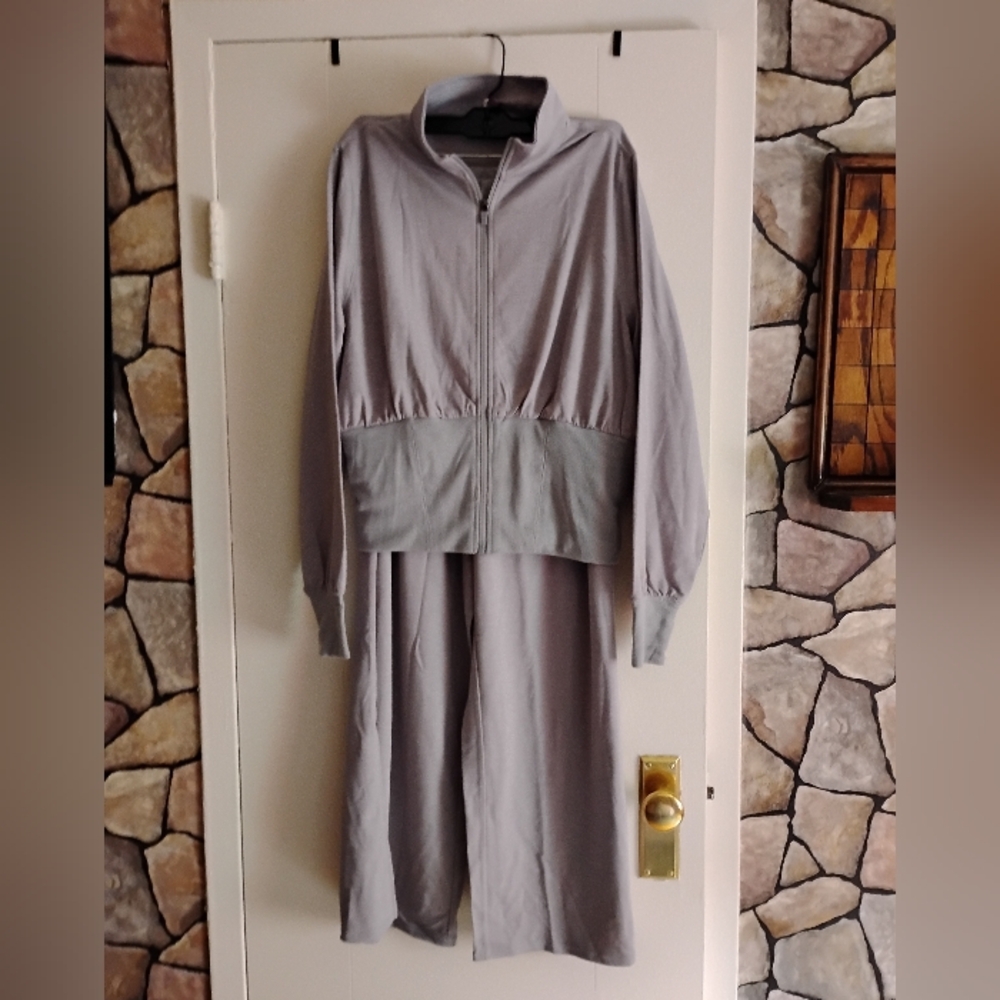 Gray Zip-Up Jumpsuit
